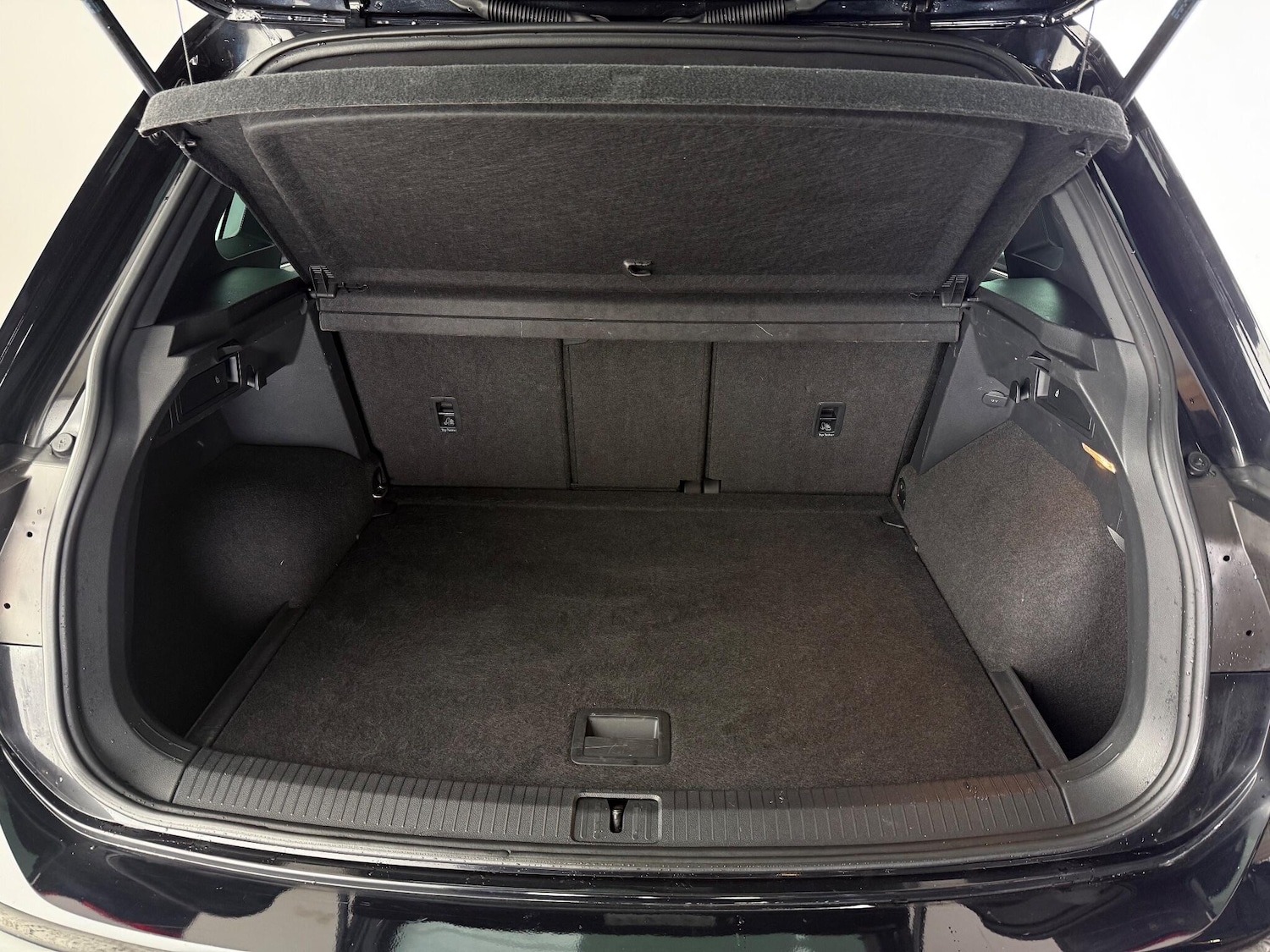 Used Volkswagen Tiguan 2018 for sale - 77242922: Photo 10