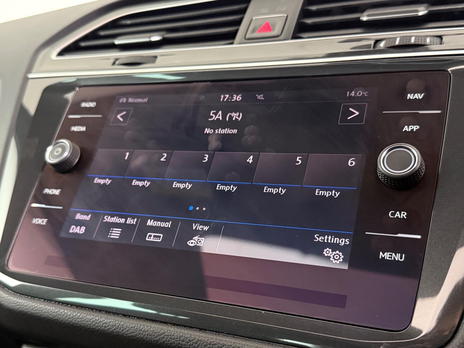 Used Volkswagen Tiguan 2018 for sale - 77242922: Photo 28