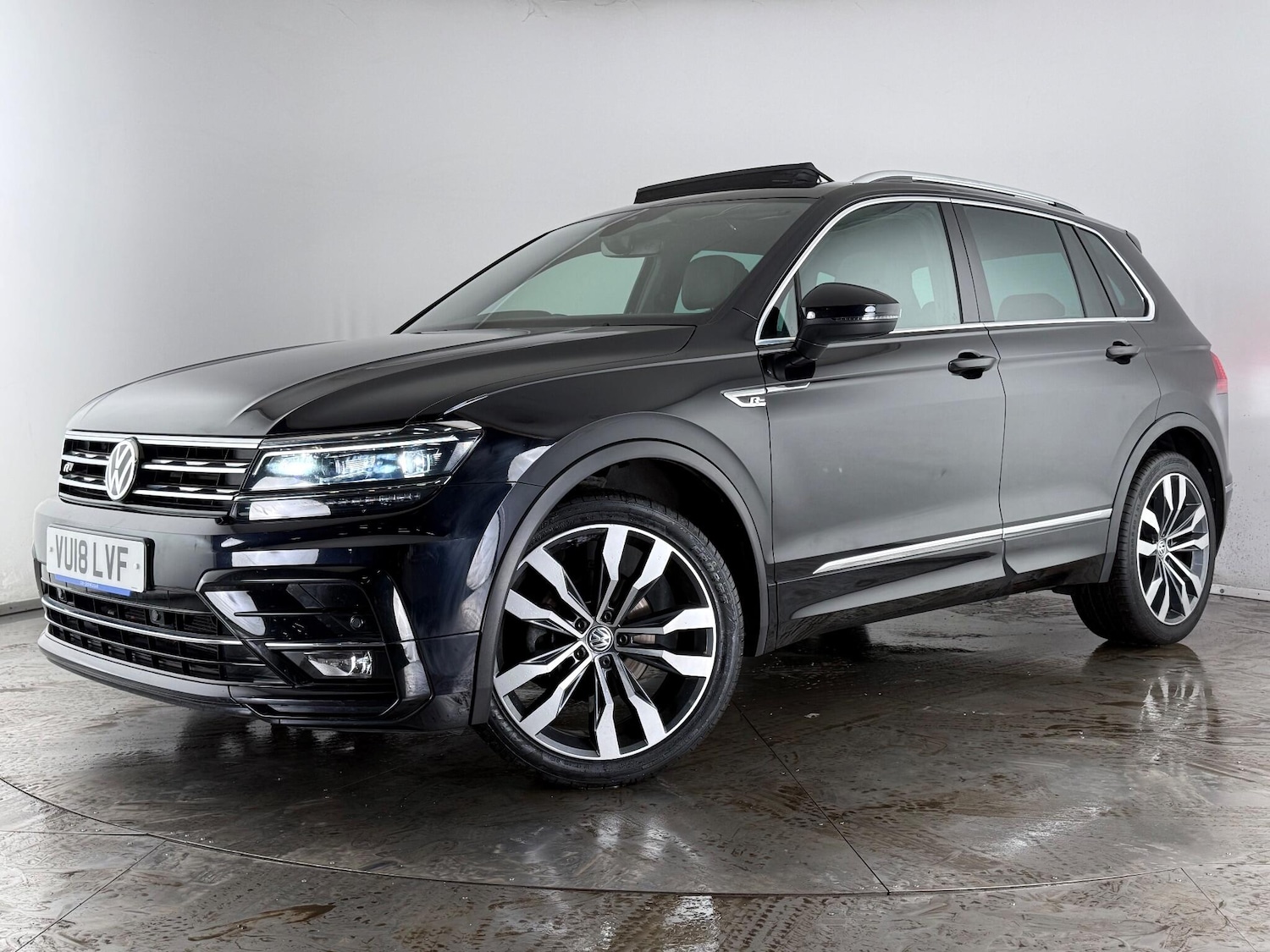 Used Volkswagen Tiguan 2018 for sale - 77242922: Photo 37