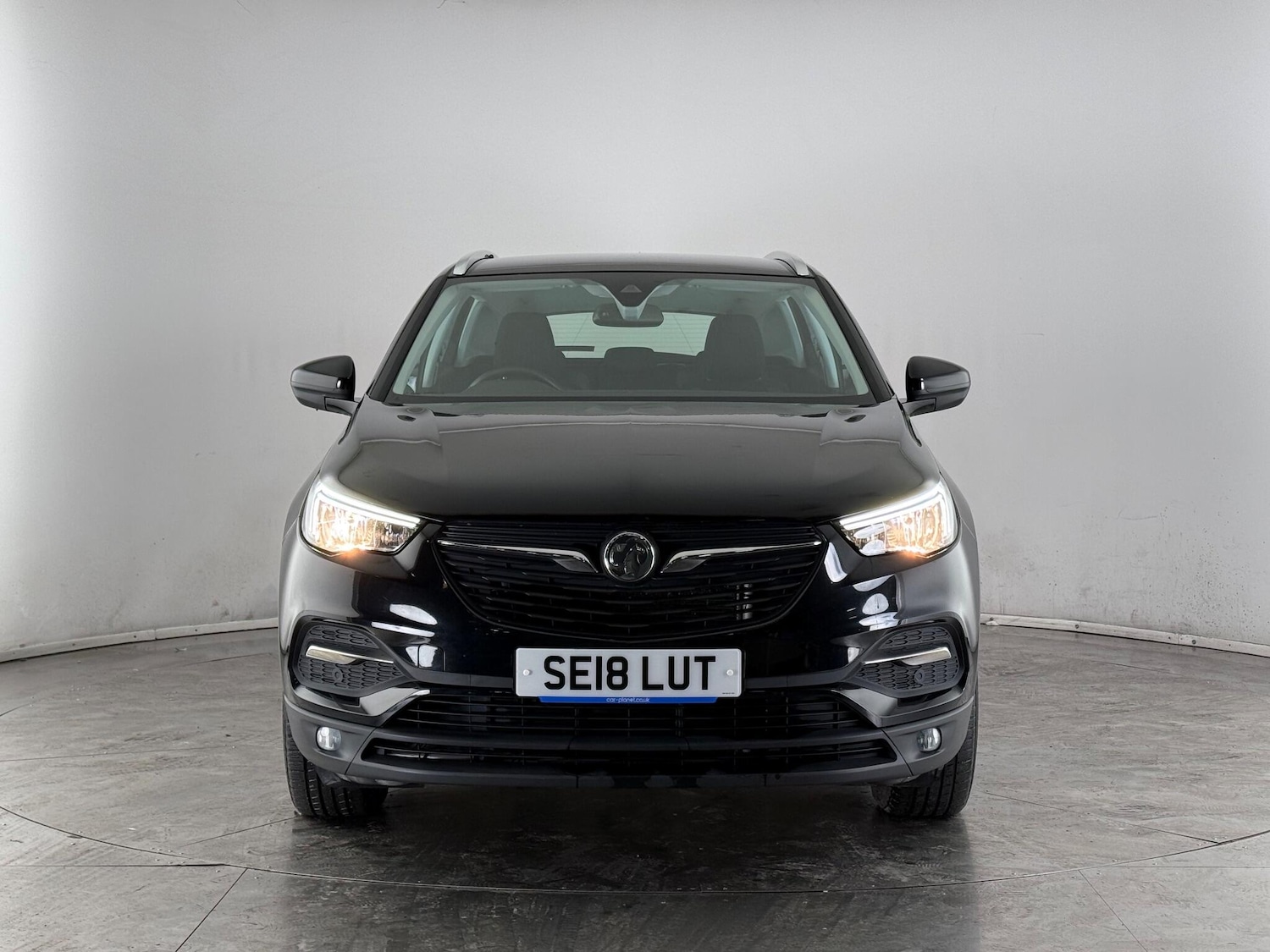 Used Vauxhall Grandland X 2018 for sale - 77221856: Photo 2