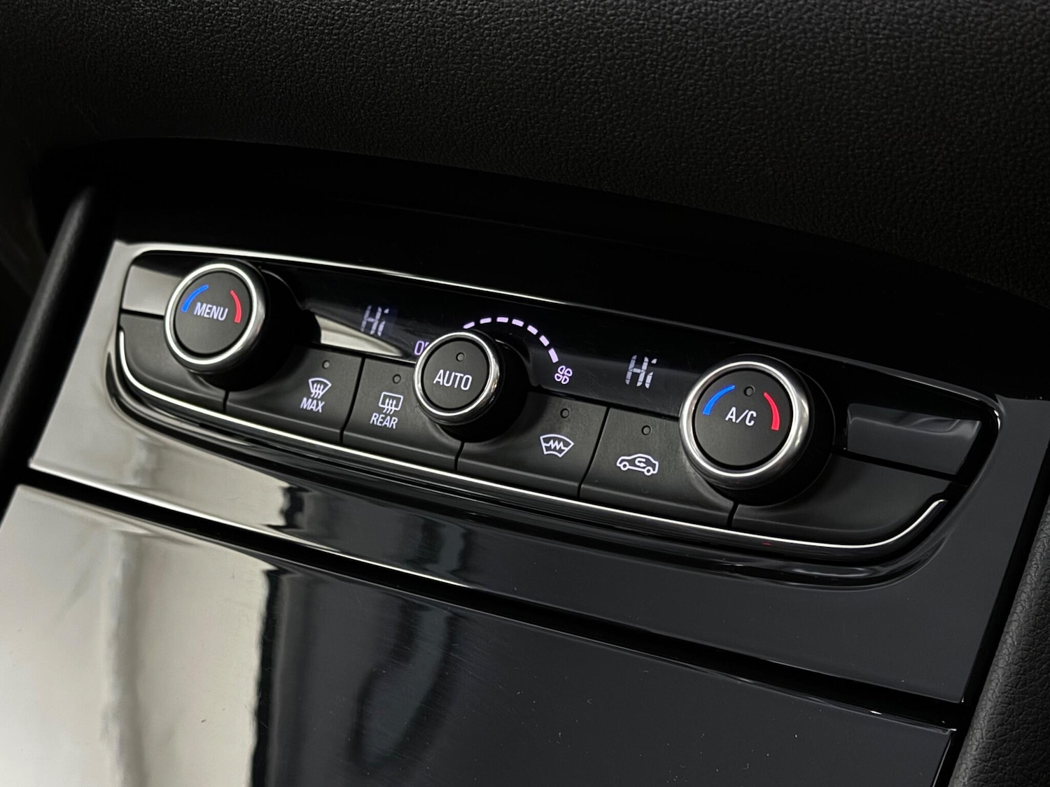 Used Vauxhall Grandland X 2018 for sale - 77221856: Photo 33