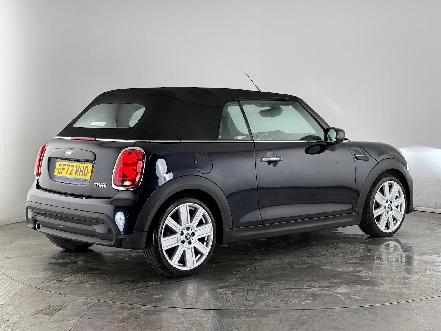 Used MINI Convertible 2022 for sale - 76644935: Photo 11