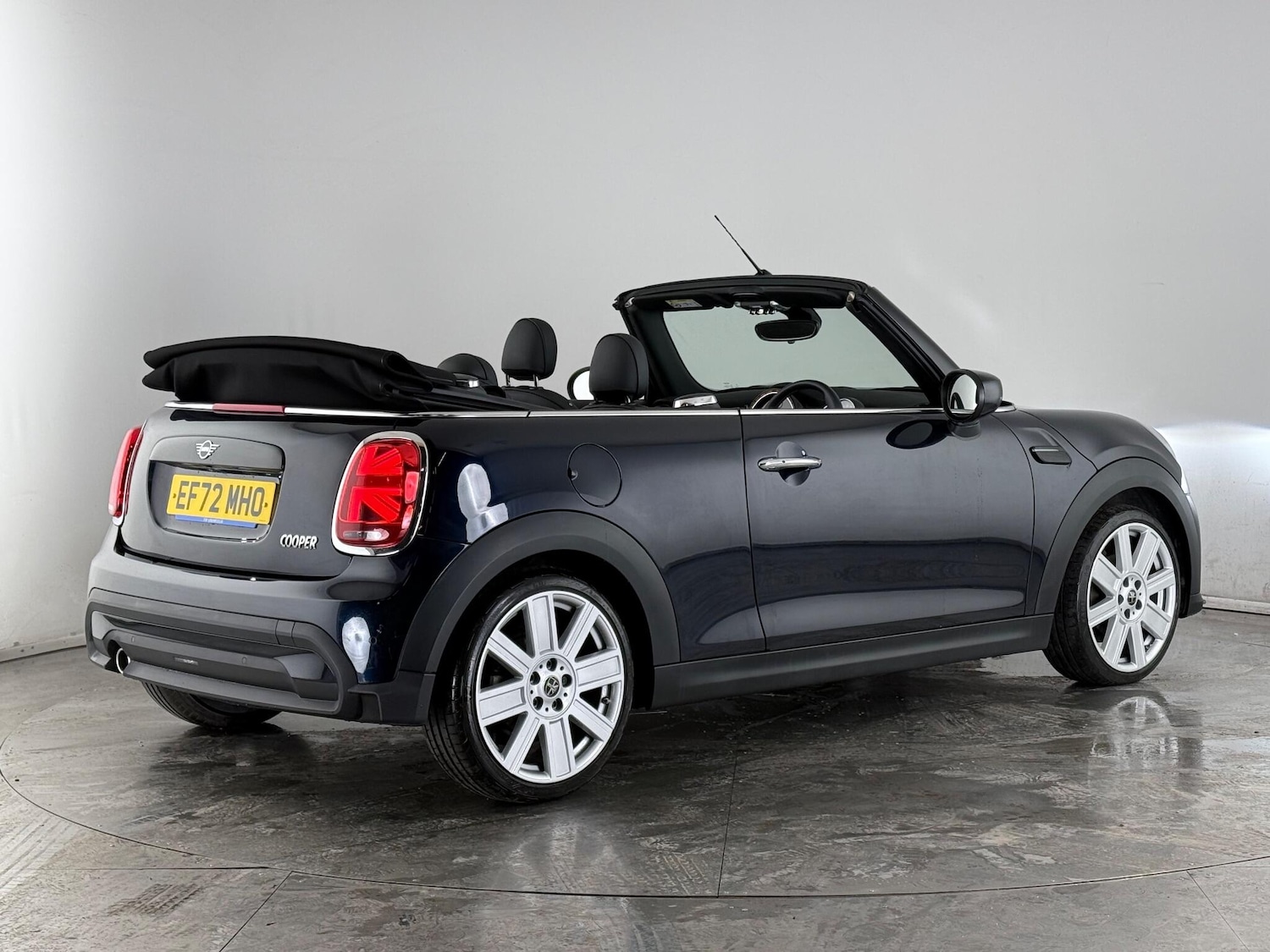 Used MINI Convertible 2022 for sale - 76644935: Photo 5