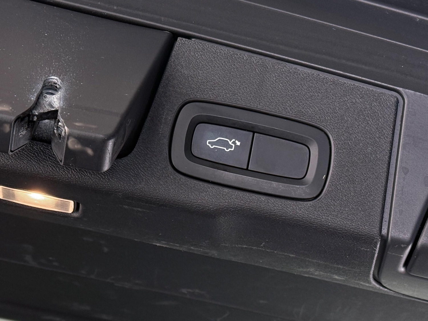 Used Volvo XC60 2019 for sale - 77575497: Photo 11