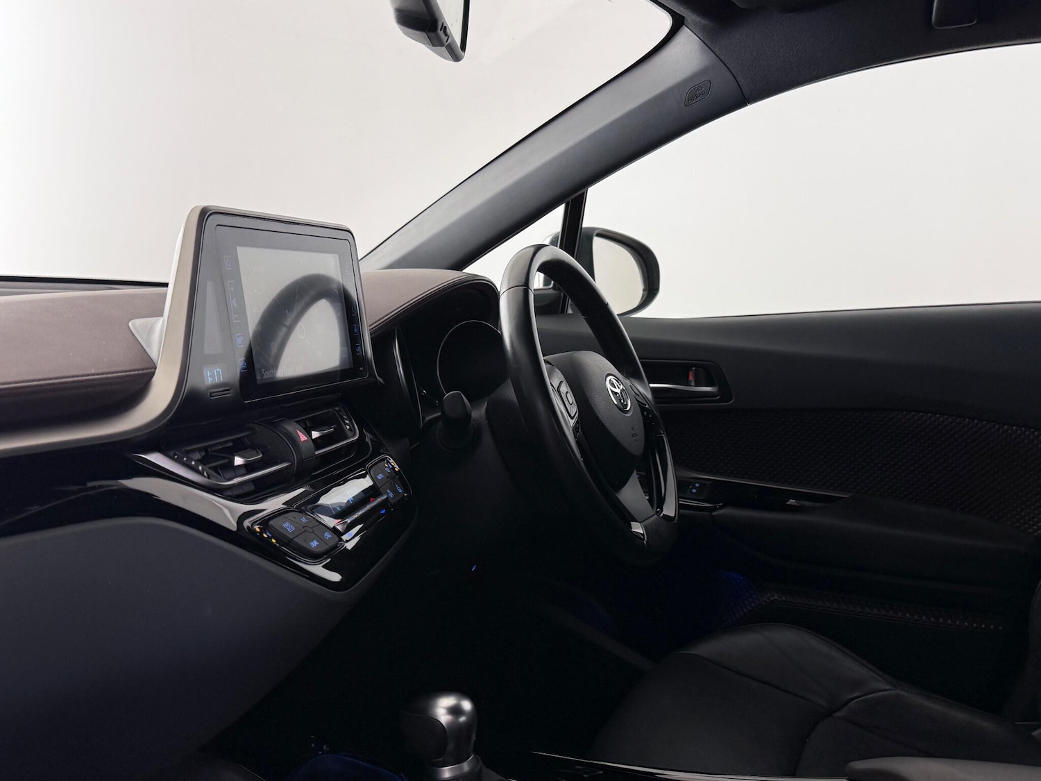 Used Toyota C-HR 2019 for sale - 77180897: Photo 15