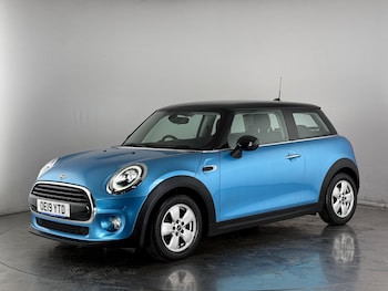Used MINI Hatch 2019 for sale - 77180970: Photo
