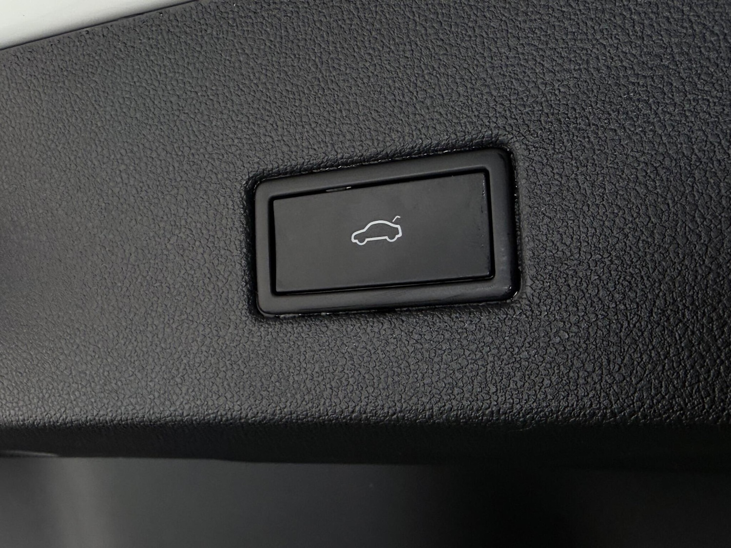 Used Volkswagen T-Roc 2021 for sale - 77181033: Photo 11