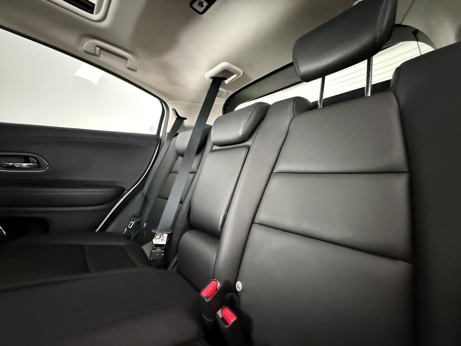 Used Honda HR-V 2017 for sale - 77242944: Photo 13