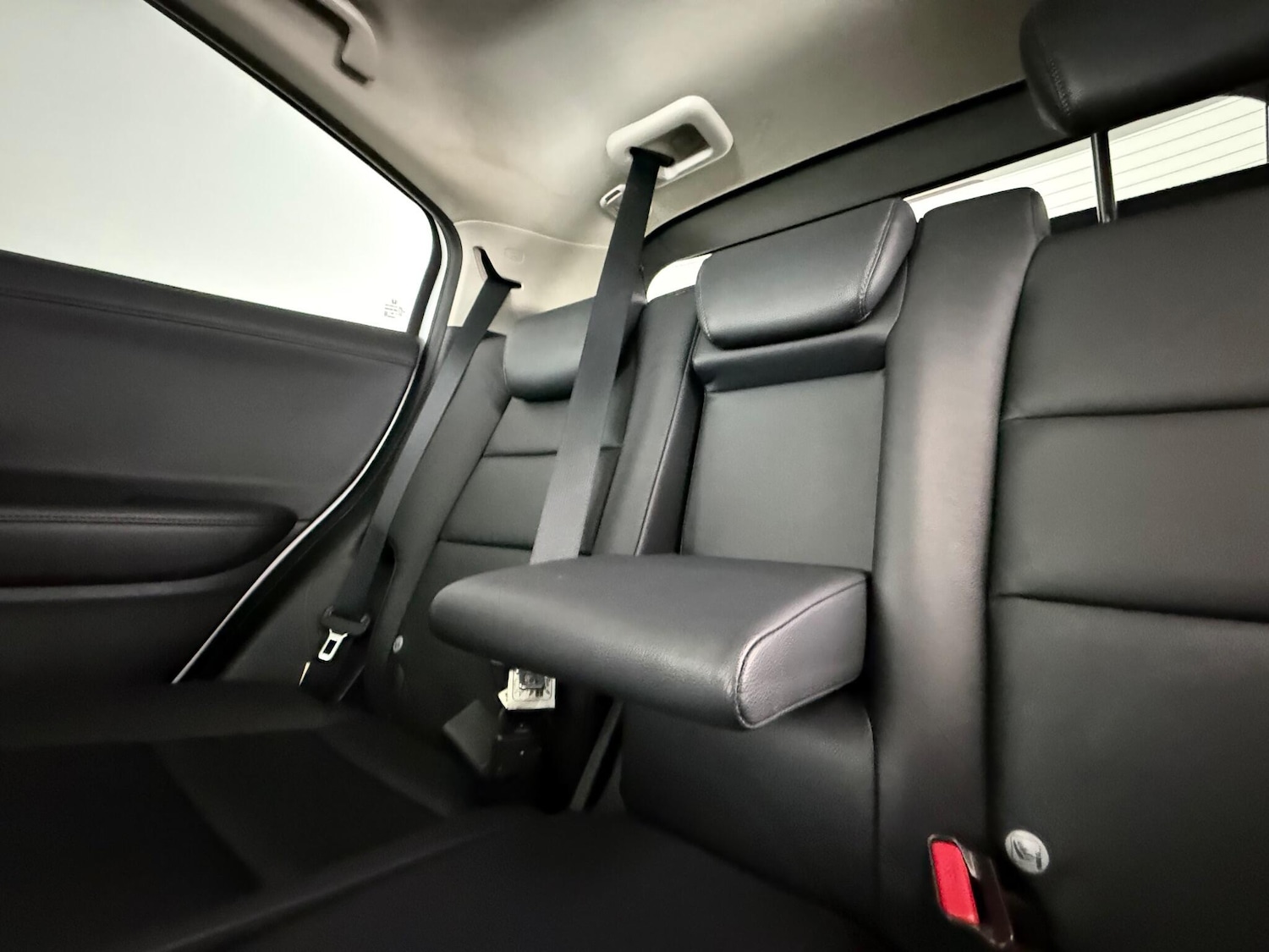 Used Honda HR-V 2017 for sale - 77242944: Photo 14