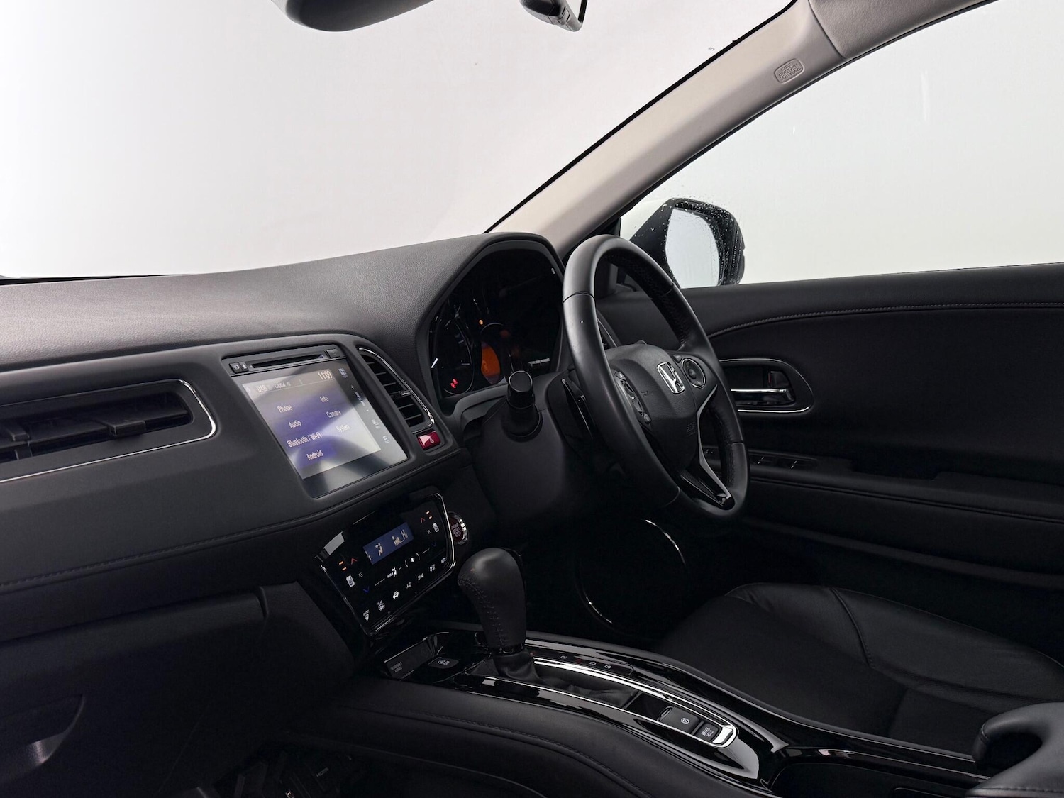 Used Honda HR-V 2017 for sale - 77242944: Photo 16