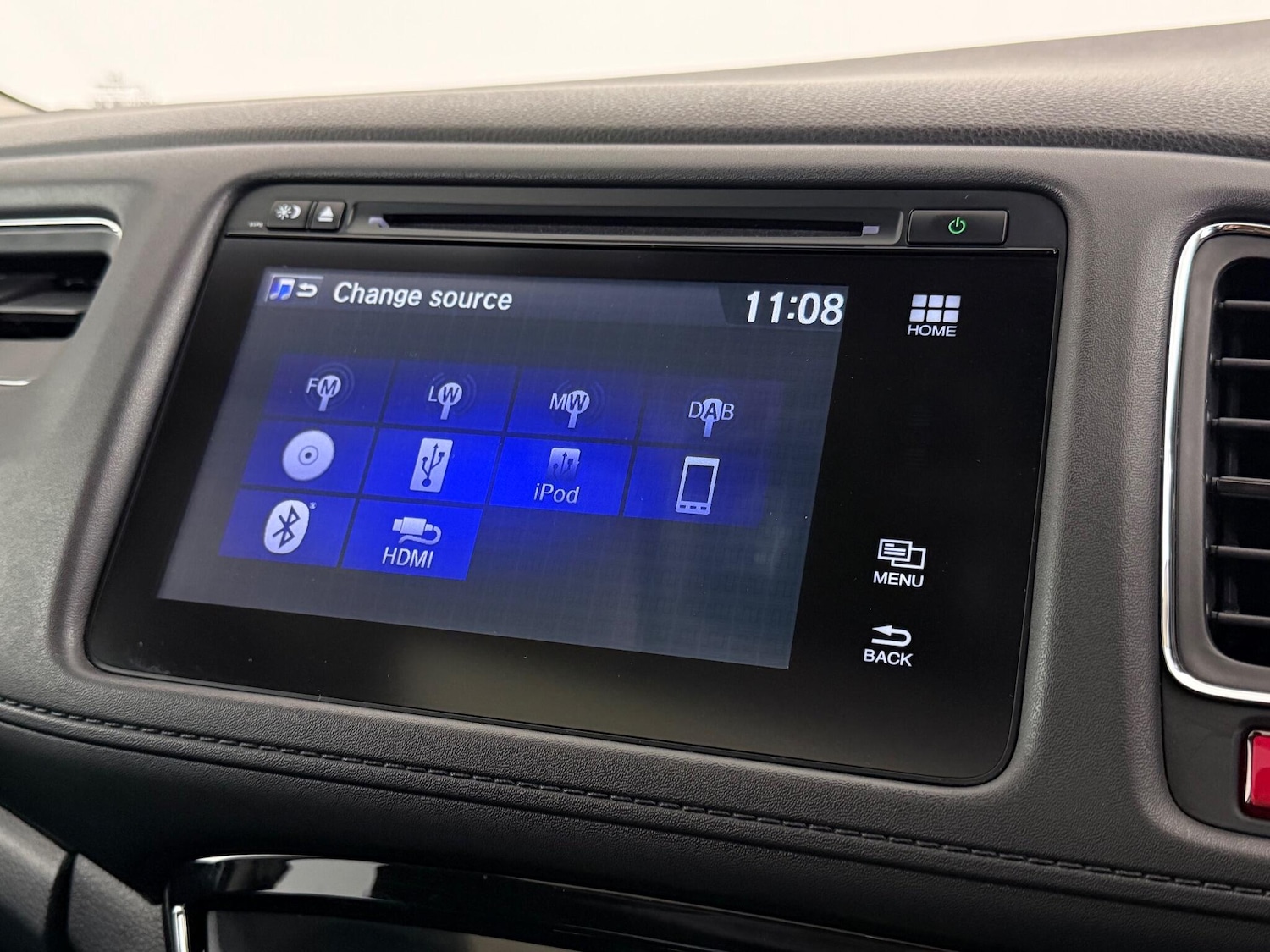 Used Honda HR-V 2017 for sale - 77242944: Photo 23