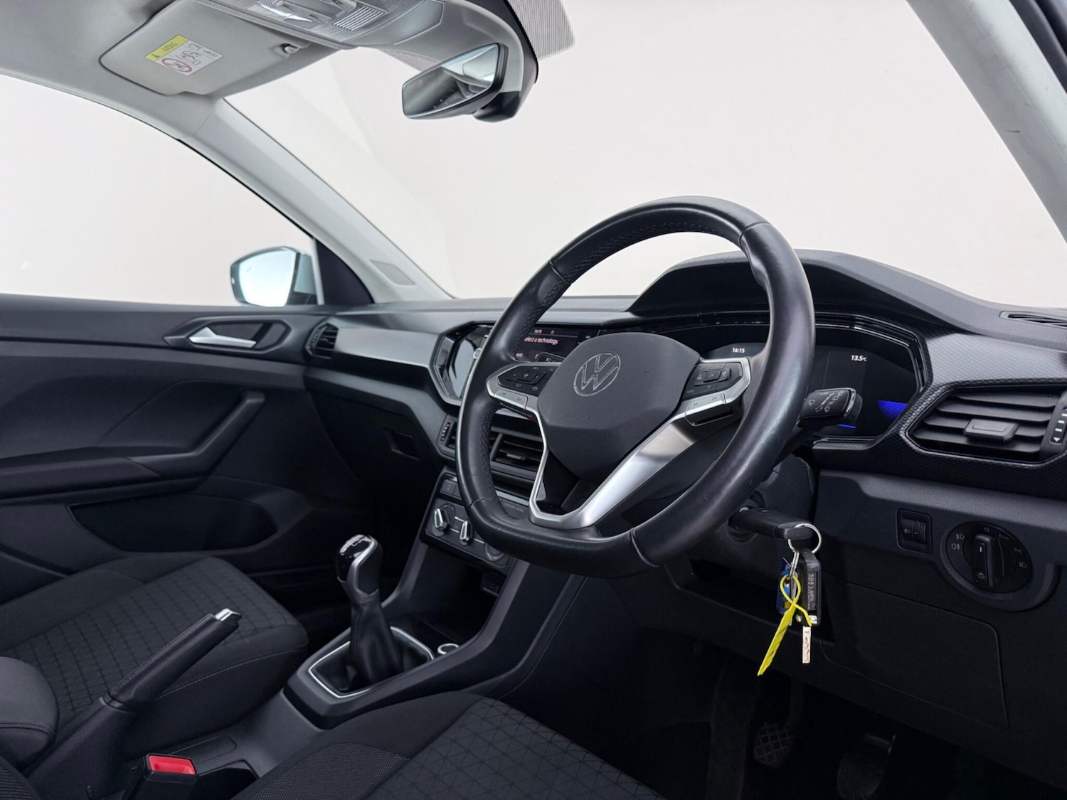 Used Volkswagen T-Cross 2023 for sale - 78087267: Photo 10