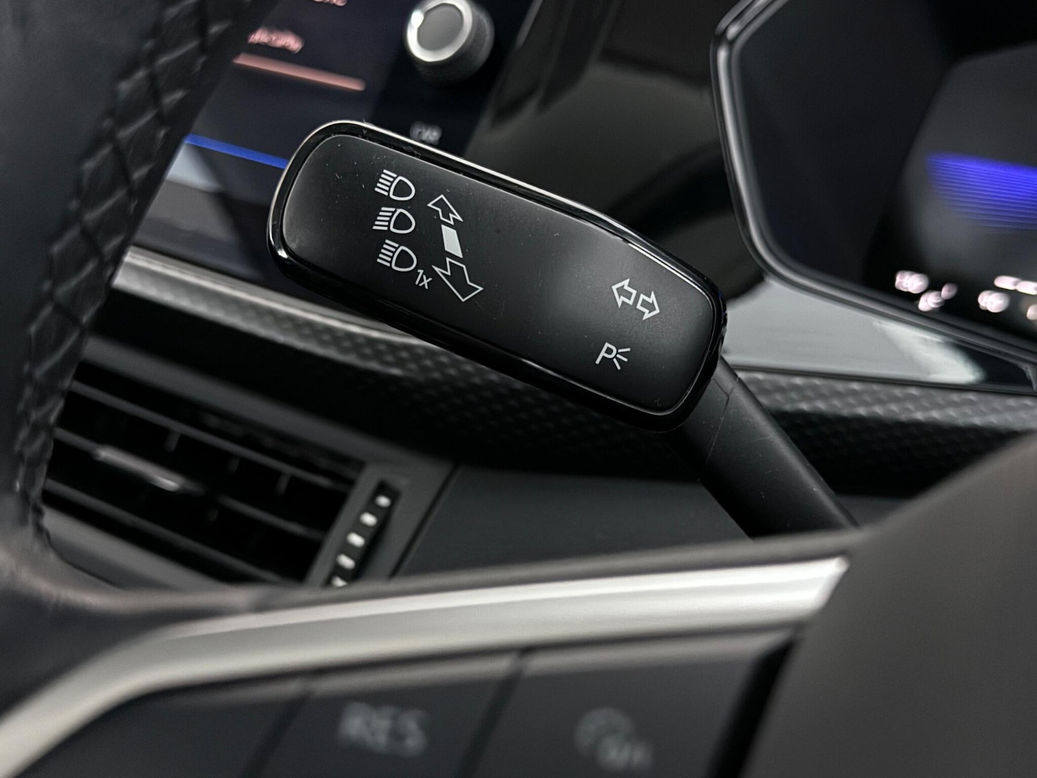 Used Volkswagen T-Cross 2023 for sale - 78087267: Photo 18