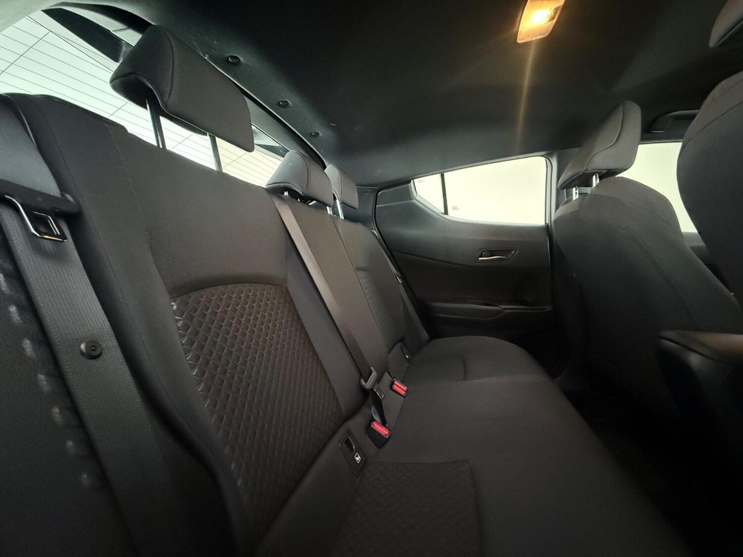 Used Toyota C-HR 2023 for sale - 78144166: Photo 14