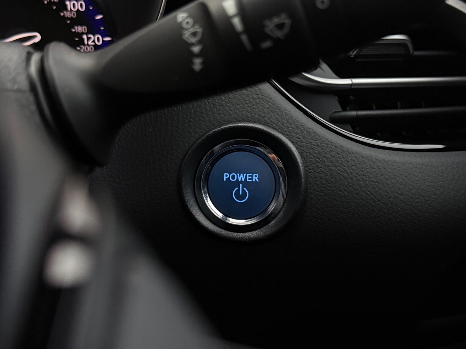 Used Toyota C-HR 2023 for sale - 78144166: Photo 20