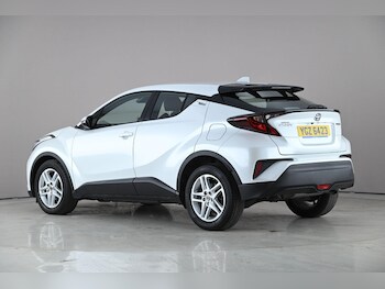 Used Toyota C-HR 2023 for sale - 78144166: Photo