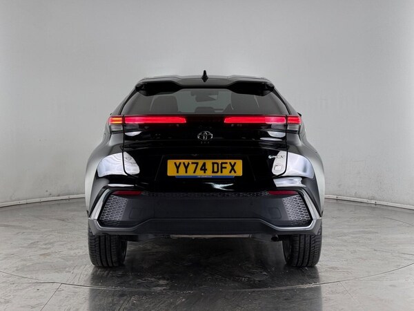 Used Toyota C-HR 2024 for sale - 76069202: Photo 7