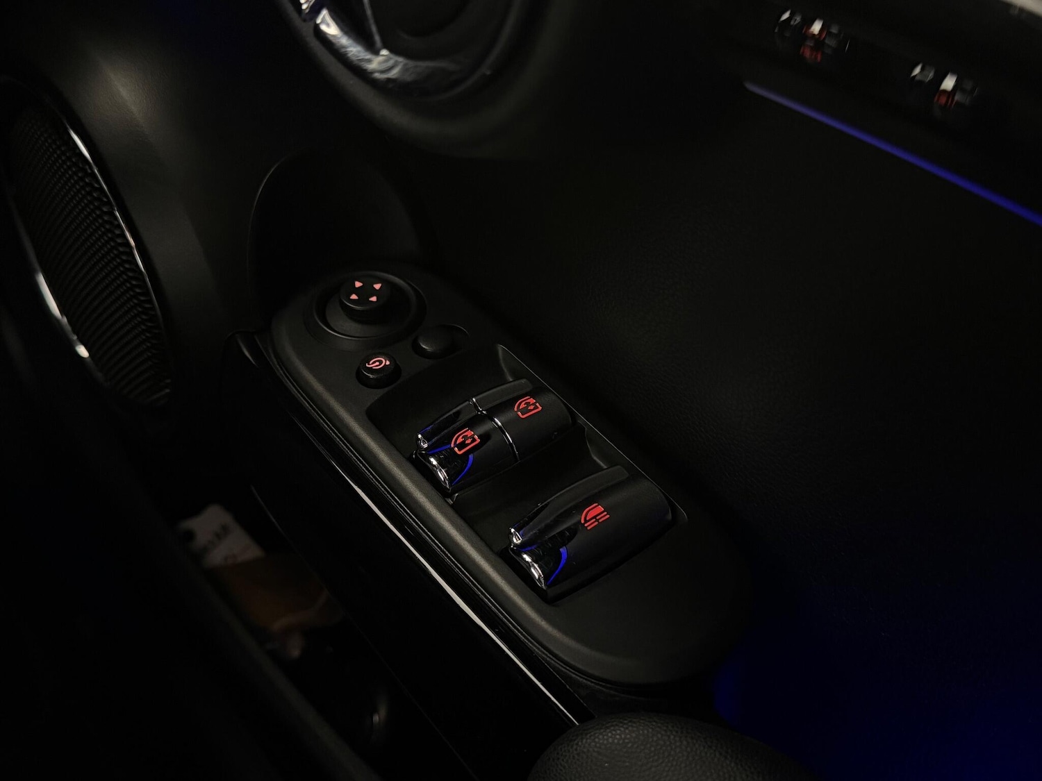 Used MINI Convertible 2019 for sale - 76899011: Photo 28