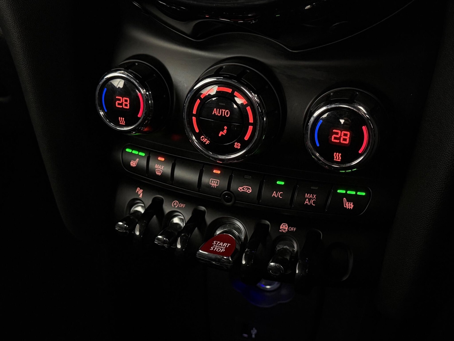 Used MINI Convertible 2019 for sale - 76899011: Photo 41