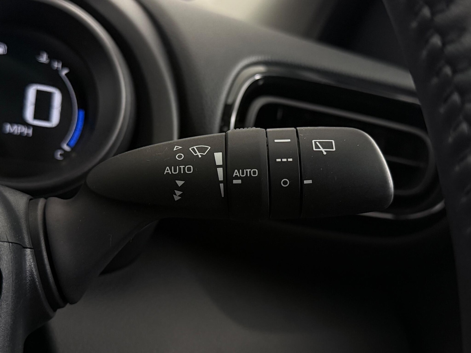 Used Toyota Yaris 2022 for sale - 77246961: Photo 21