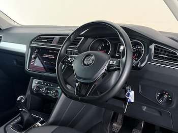 Used Volkswagen Tiguan 2019 for sale - 78947673: Photo