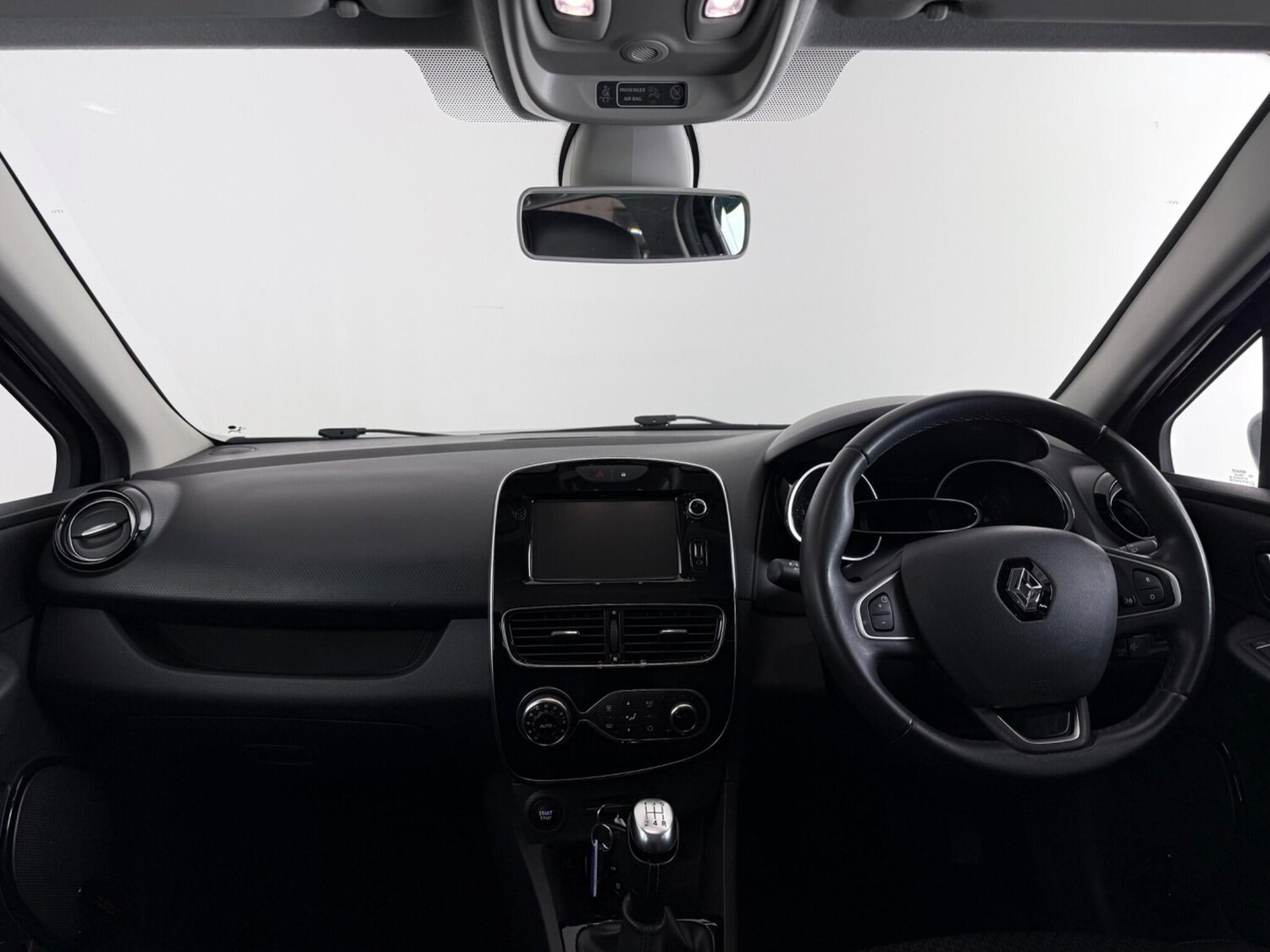 Used Renault Clio 2019 for sale - 77587411: Photo 12