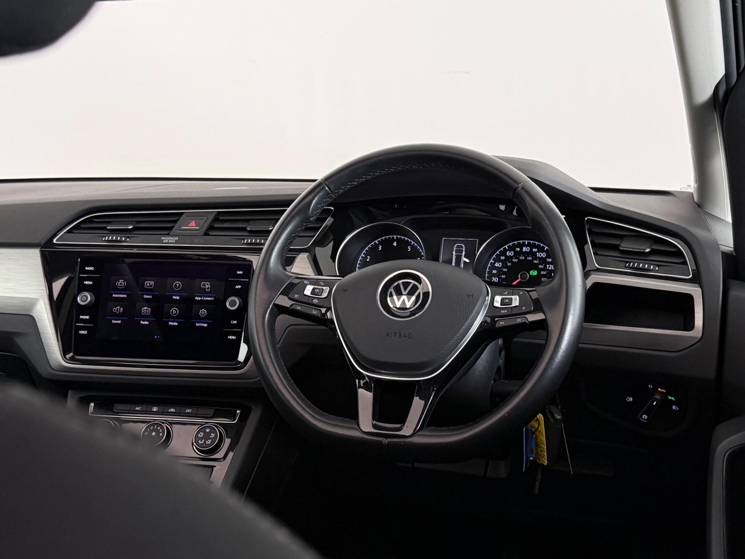 Used Volkswagen Touran 2021 for sale - 77550835: Photo 14