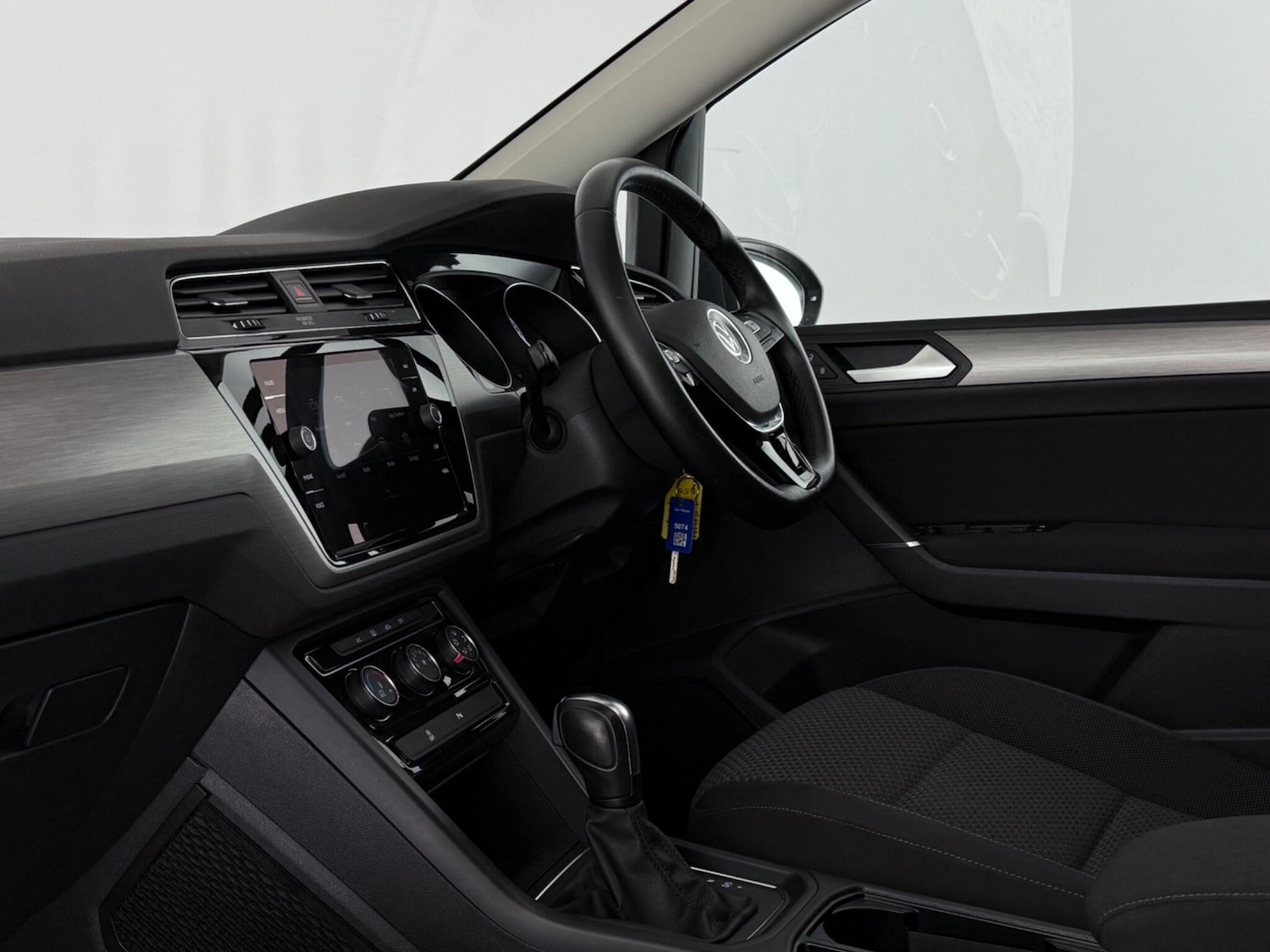 Used Volkswagen Touran 2021 for sale - 77550835: Photo 15