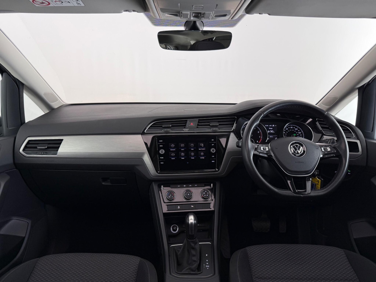 Used Volkswagen Touran 2021 for sale - 77550835: Photo 16