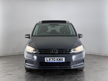 Used Volkswagen Touran 2021 for sale - 77550835: Photo