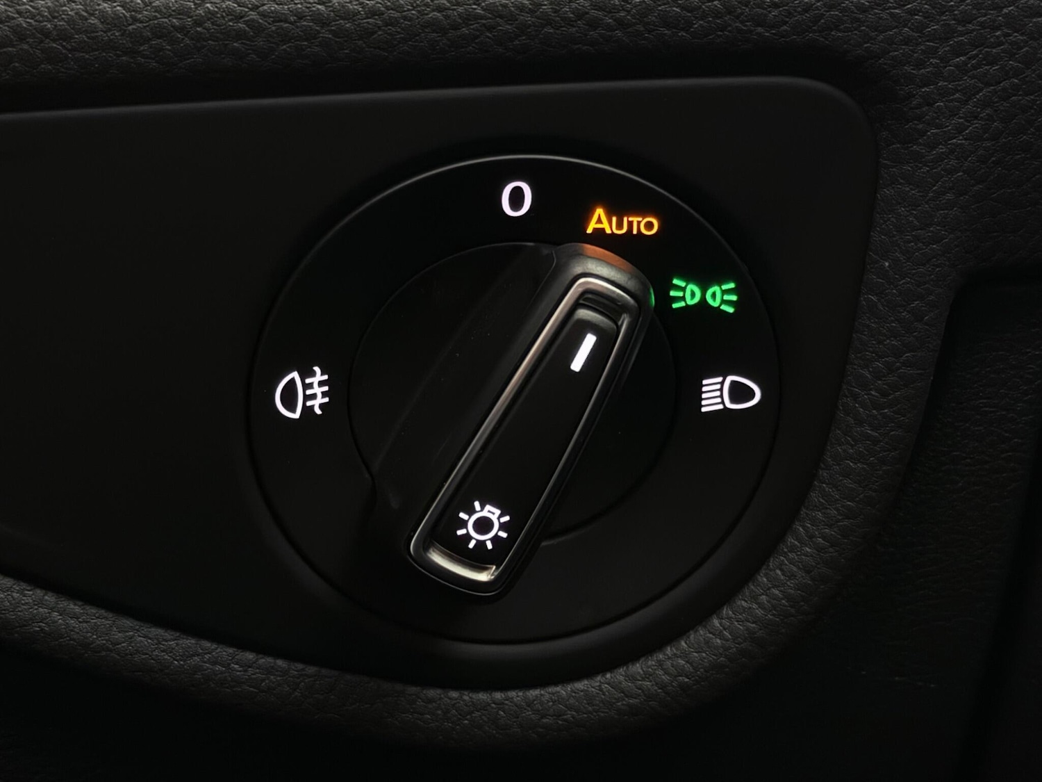 Used Volkswagen Touran 2021 for sale - 77550835: Photo 31