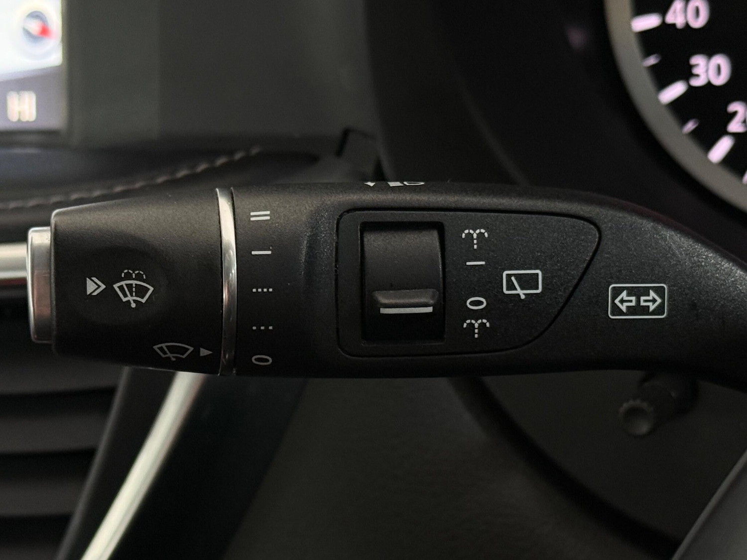 Used Infiniti Q30 2018 for sale - 77629863: Photo 18