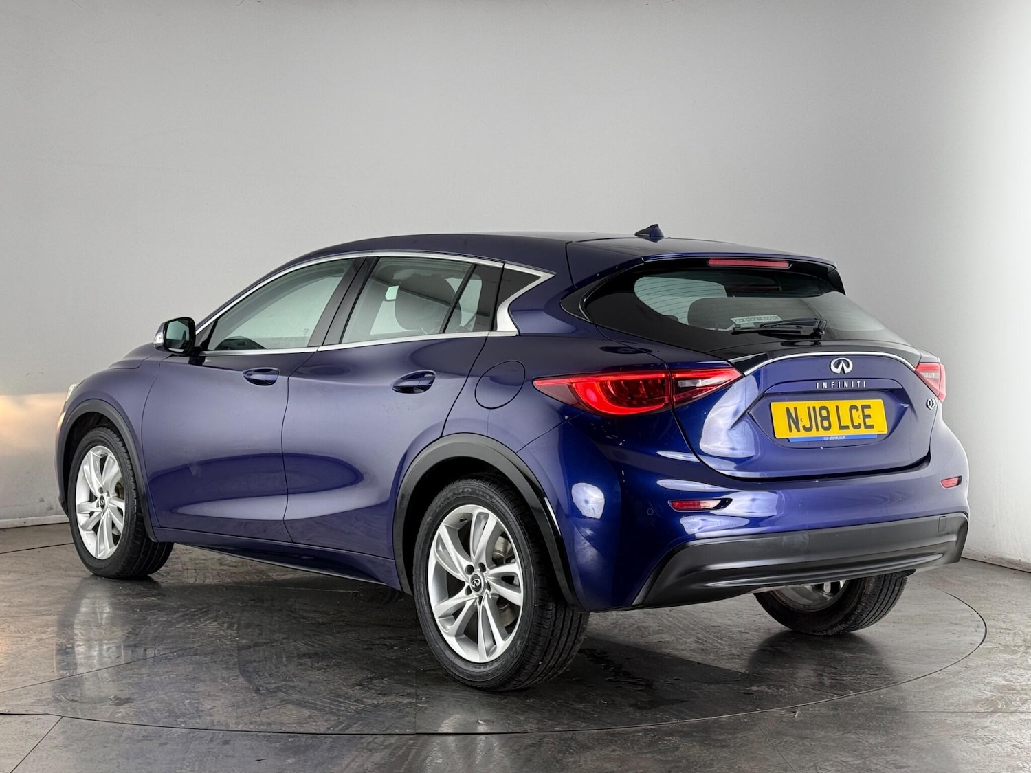 Used Infiniti Q30 2018 for sale - 77629863: Photo 5