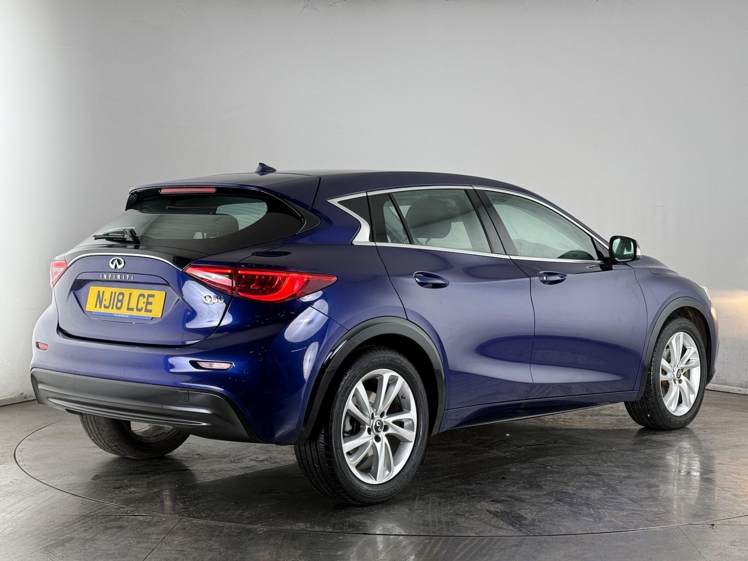 Used Infiniti Q30 2018 for sale - 77629863: Photo 6