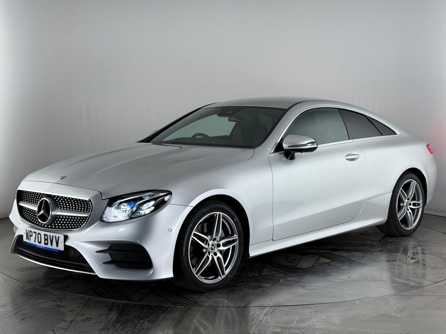 Used Mercedes-Benz E Class 2021 for sale - 77181050: Photo 2