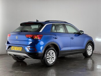 Used Volkswagen T-Roc 2023 for sale - 78966391: Photo