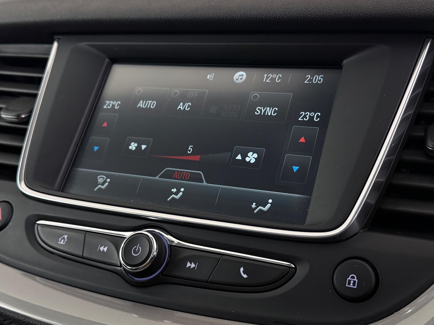 Used Vauxhall Grandland X 2019 for sale - 77260409: Photo 25