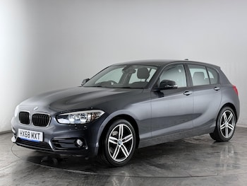 Used BMW 1 Series 2018 for sale - 77180559: Photo