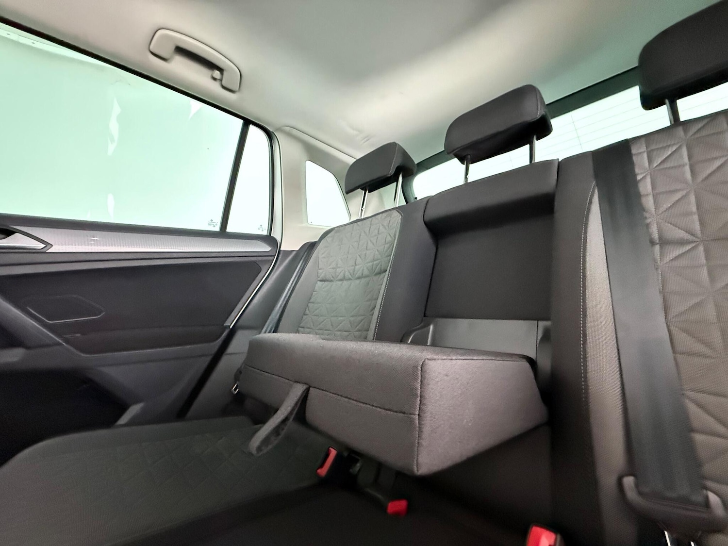 Used Volkswagen Tiguan 2022 for sale - 77181022: Photo 16