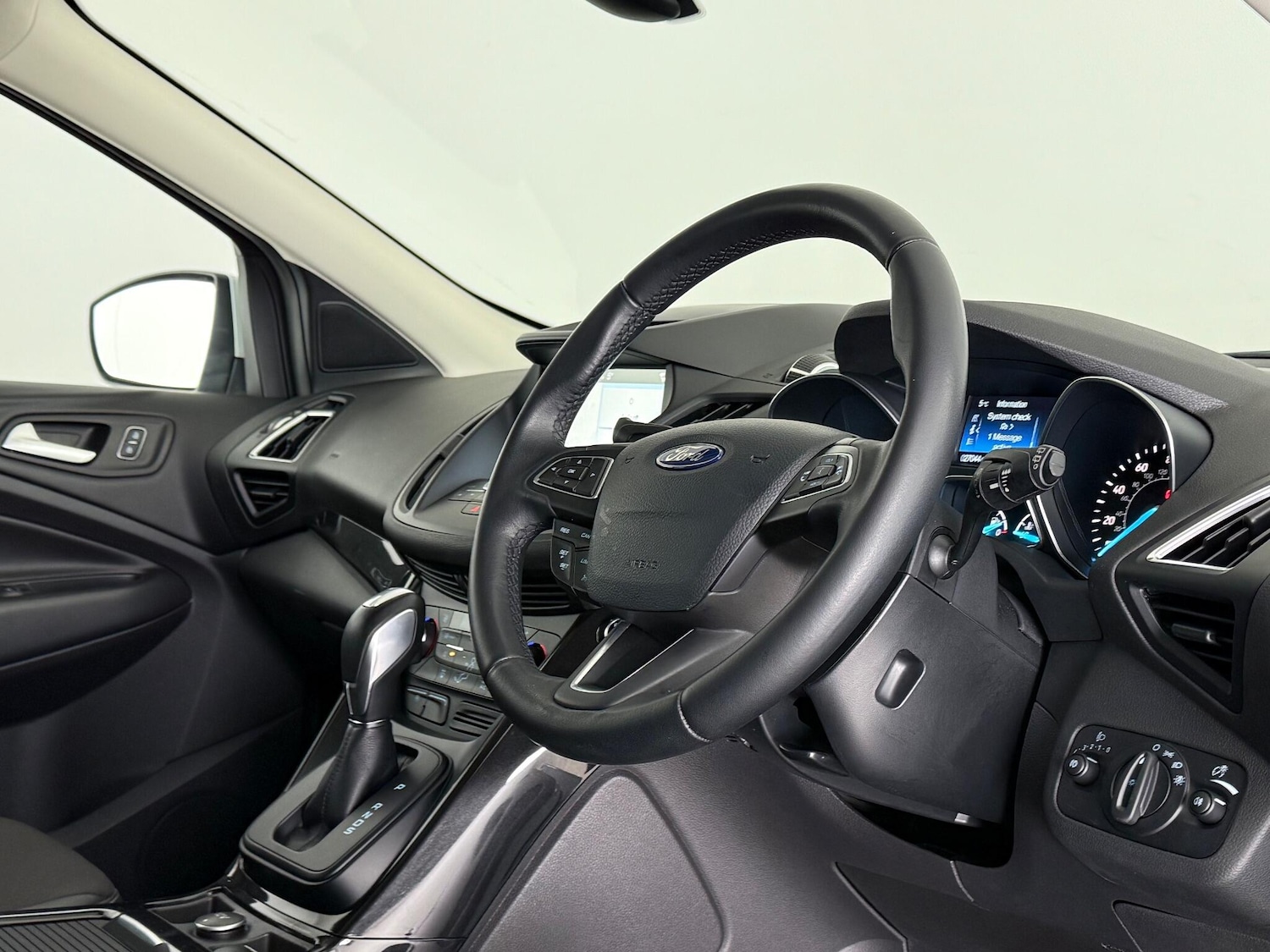 Used Ford Kuga 2018 for sale - 76689395: Photo 23