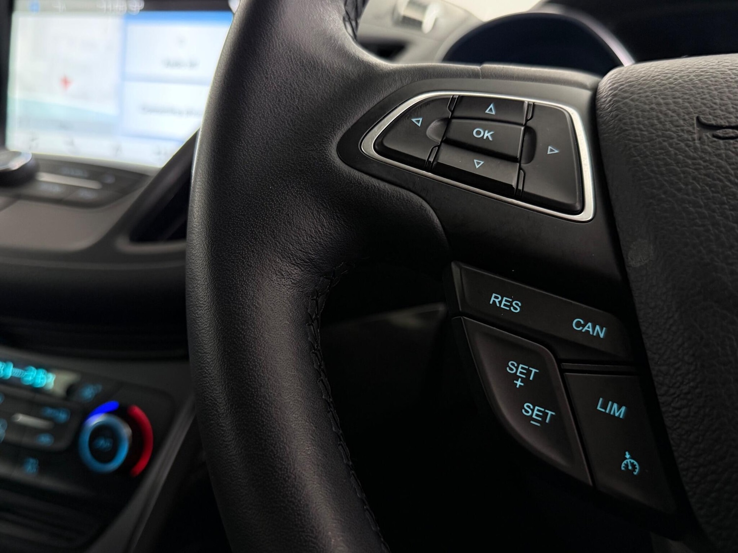 Used Ford Kuga 2018 for sale - 76689395: Photo 24