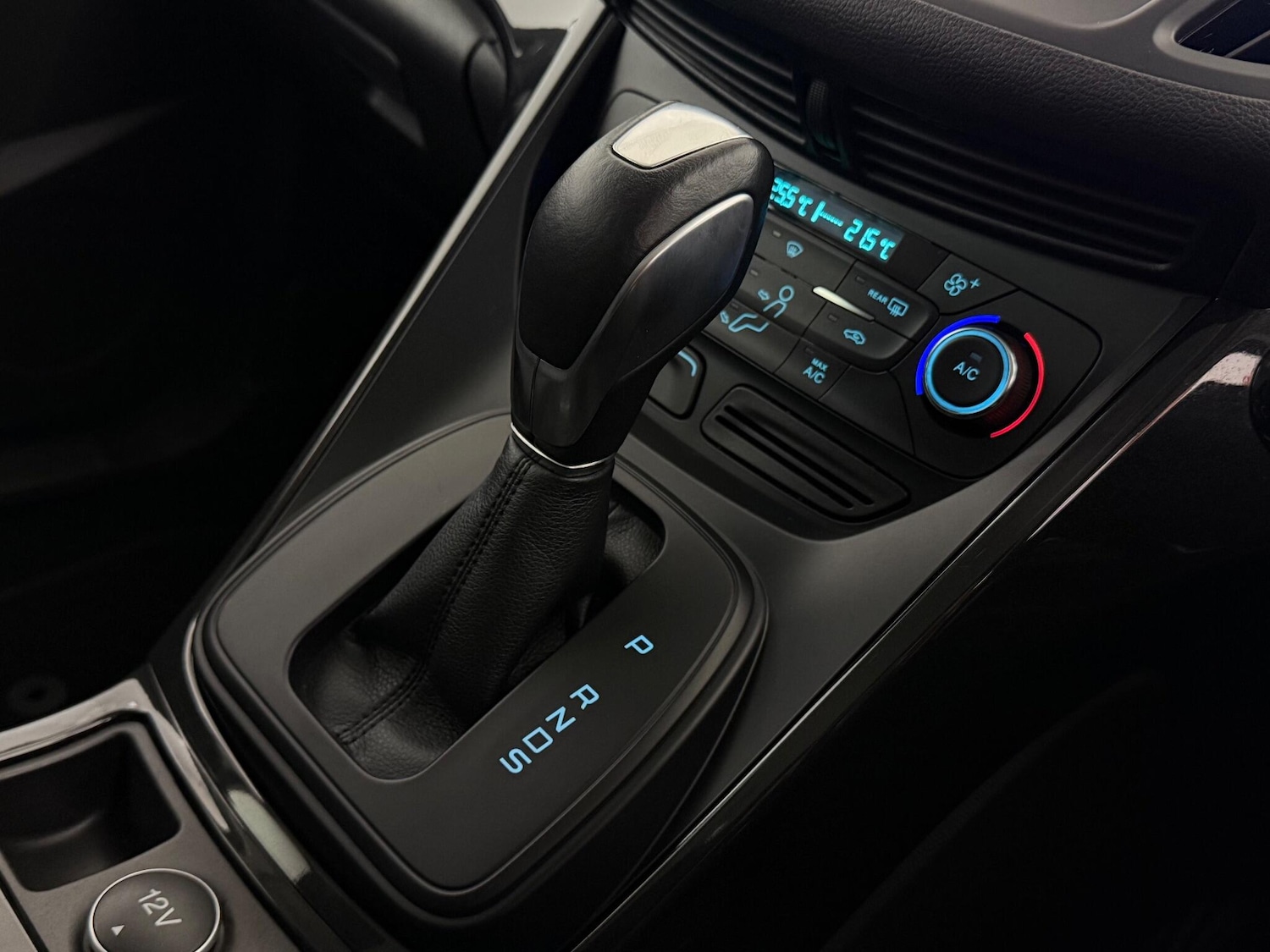 Used Ford Kuga 2018 for sale - 76689395: Photo 42