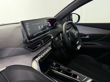 Used Peugeot 3008 2023 for sale - 79521715: Photo