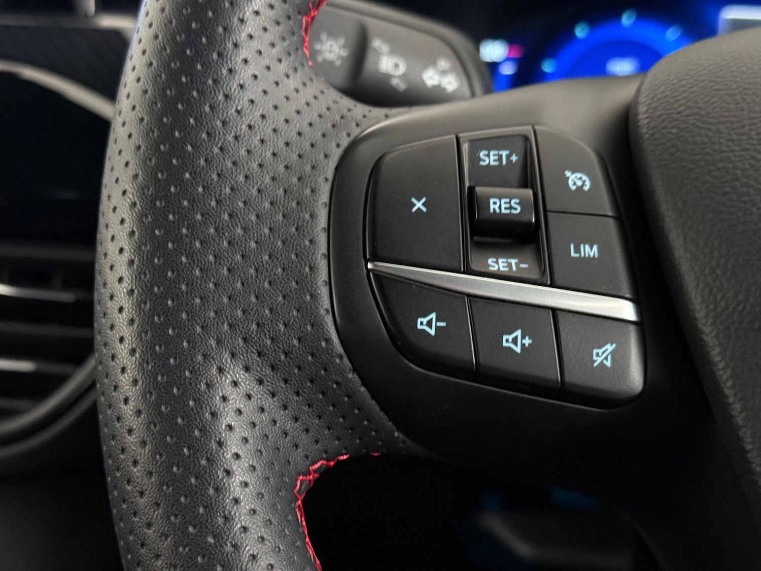 Used Ford Kuga 2023 for sale - 76468161: Photo 25