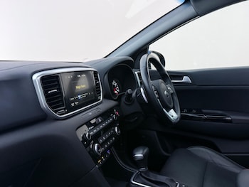 Used Kia Sportage 2020 for sale - 78867054: Photo