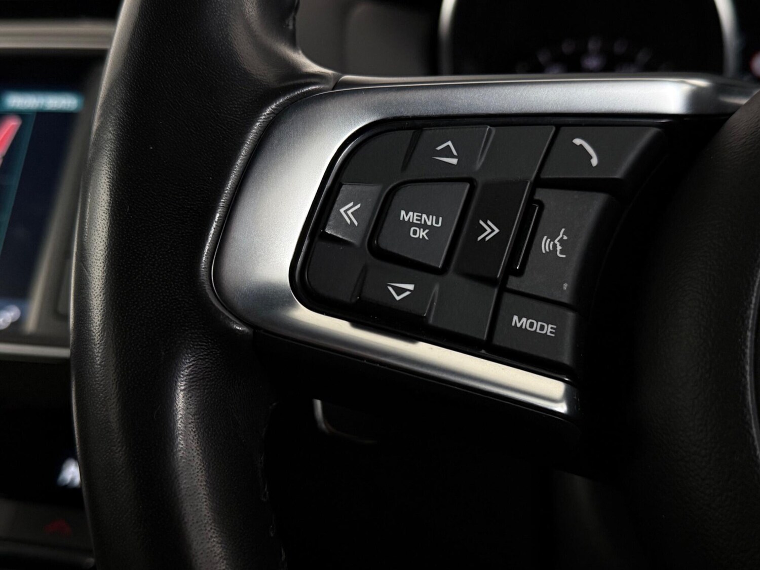 Used Jaguar XE 2018 for sale - 77803030: Photo 17