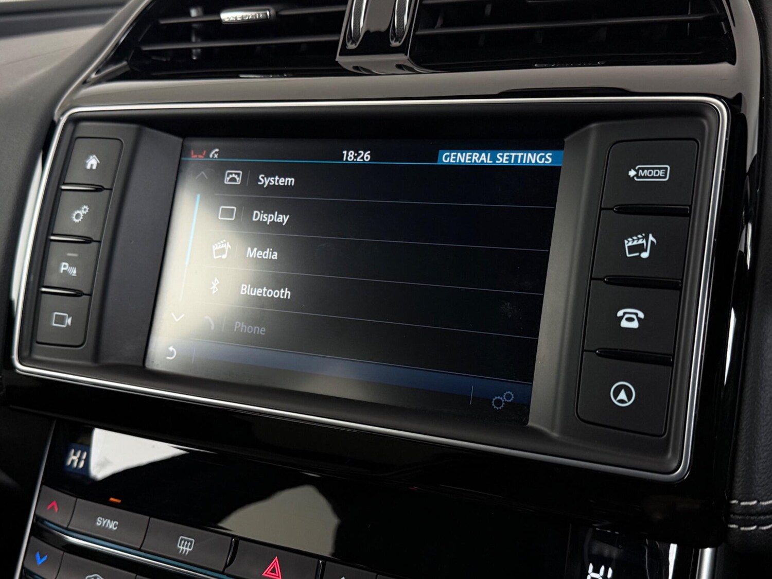 Used Jaguar XE 2018 for sale - 77803030: Photo 27