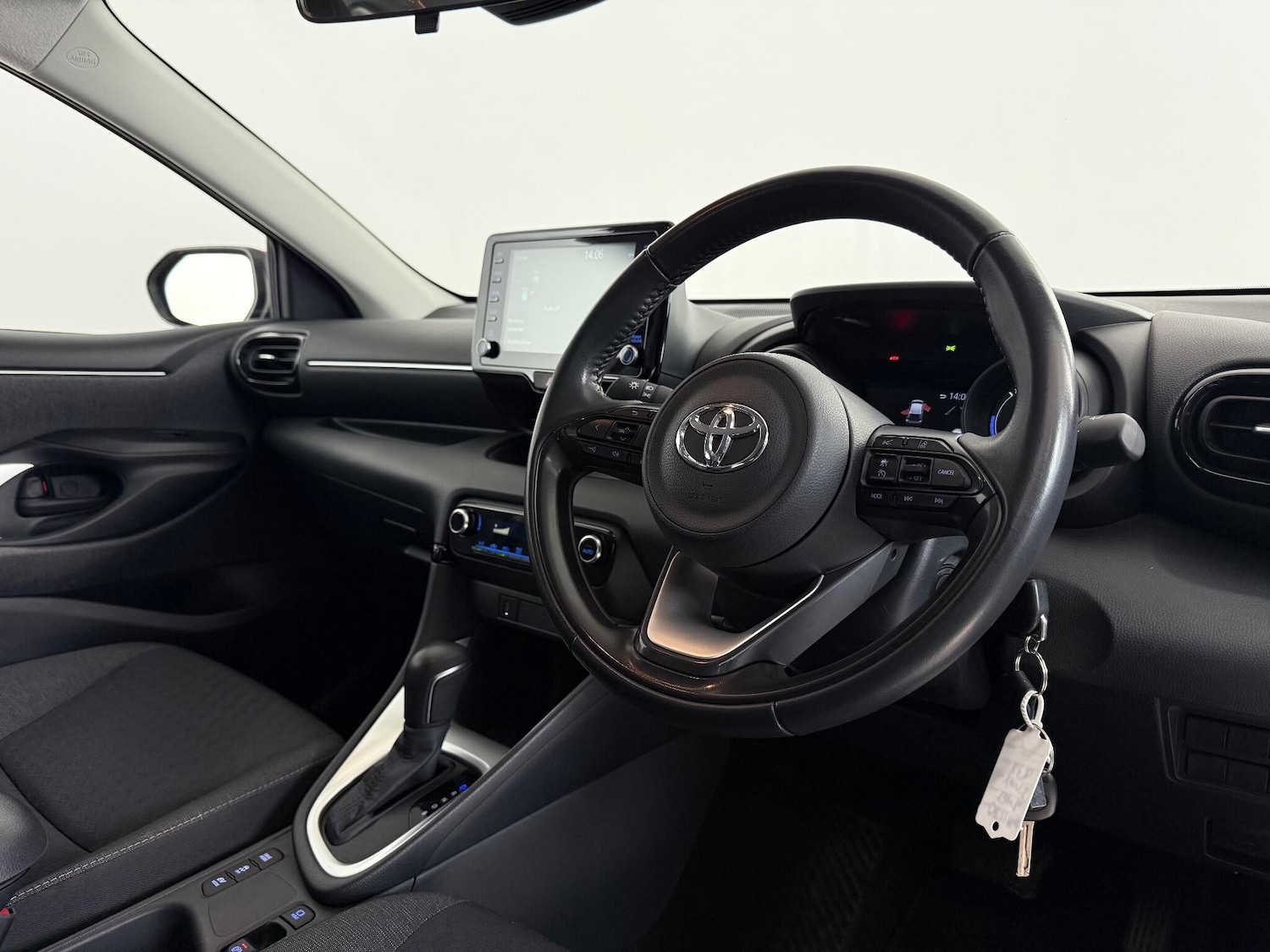 Used Toyota Yaris 2021 for sale - 77400951: Photo 13