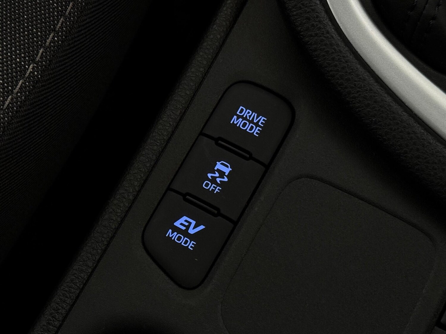 Used Toyota Yaris 2021 for sale - 77400951: Photo 28