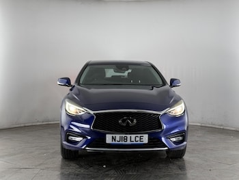 Used Infiniti Q30 2018 for sale - 77412443: Photo